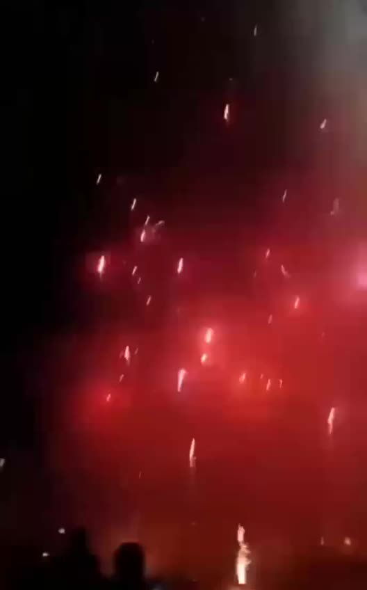 Barrage of fireworks 😱😱😱