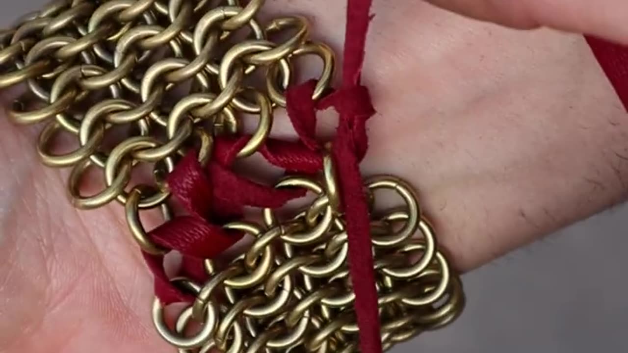 Making Chainmail Bracelet out of Metal Wire