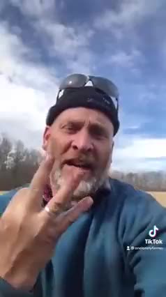 Truckers on strike, another way of Freedom Convoy. Do it now!