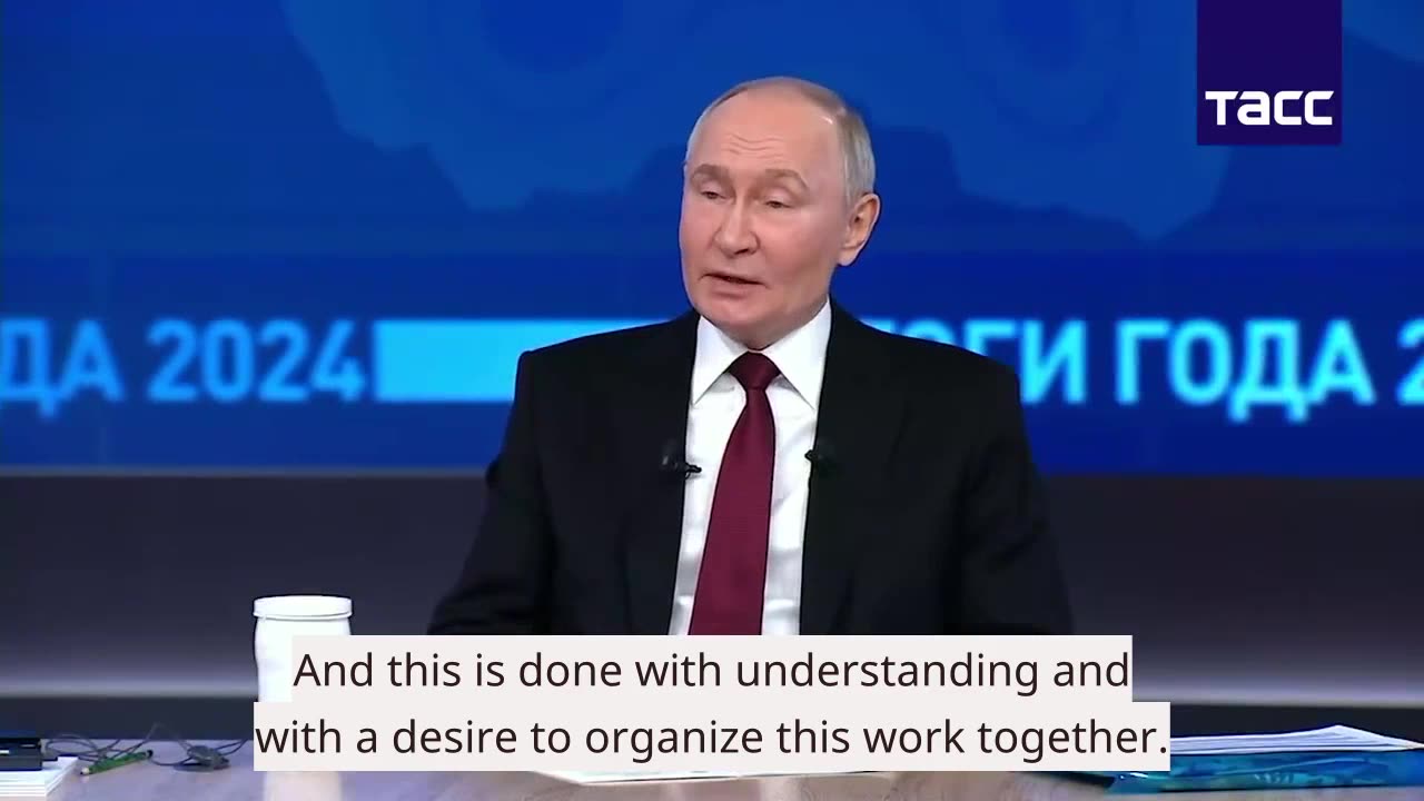 Putin confirms that Assad's forces made NO ATTEMPT to stop HTS