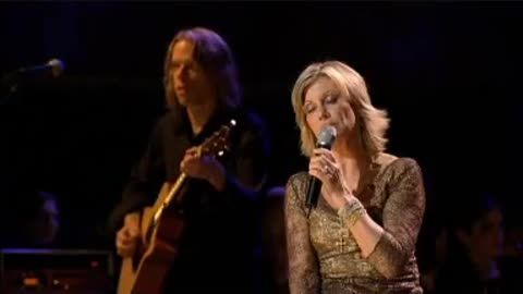 Olivia Newton-John - The Promise (The Dolphin Song)(2006 Sydney Symphony Orchestra)