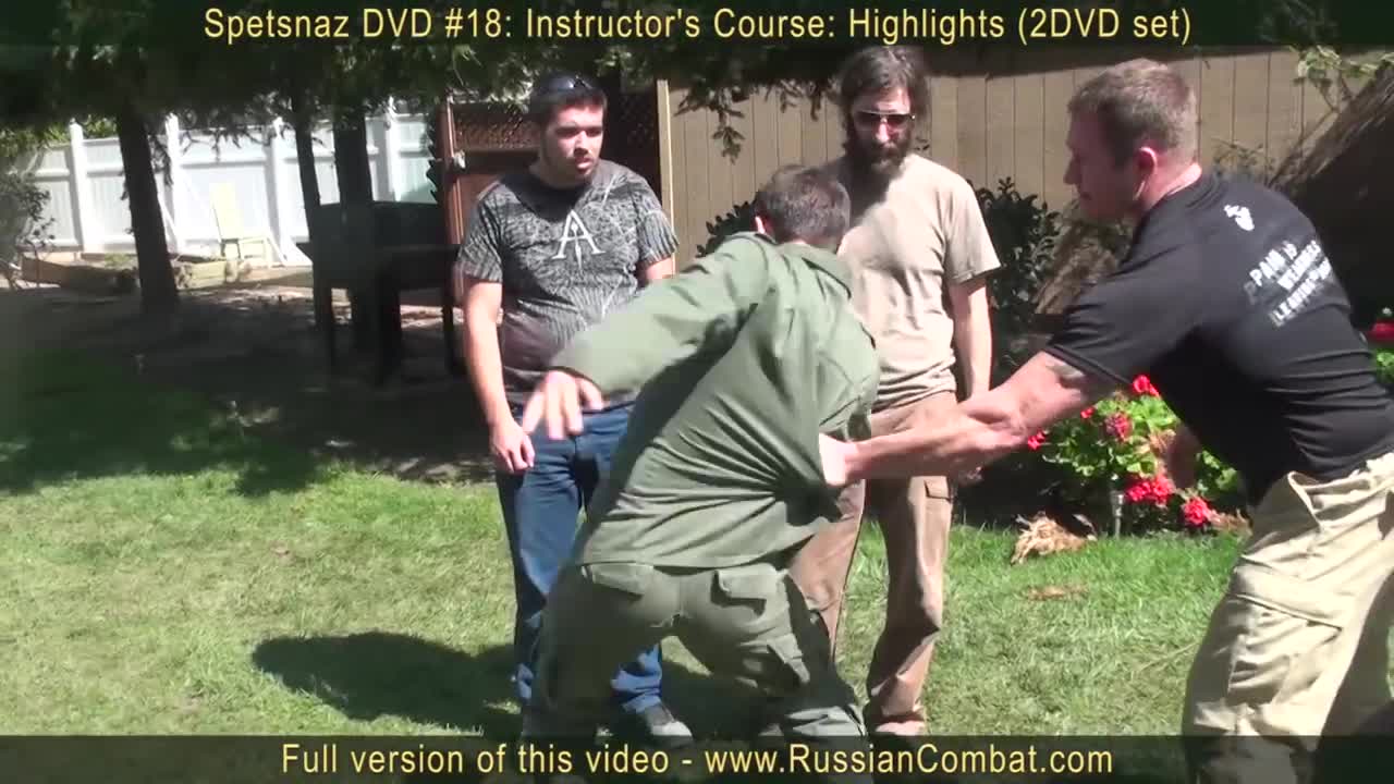 How to defend against a dog attack . Self defense against dog attack.