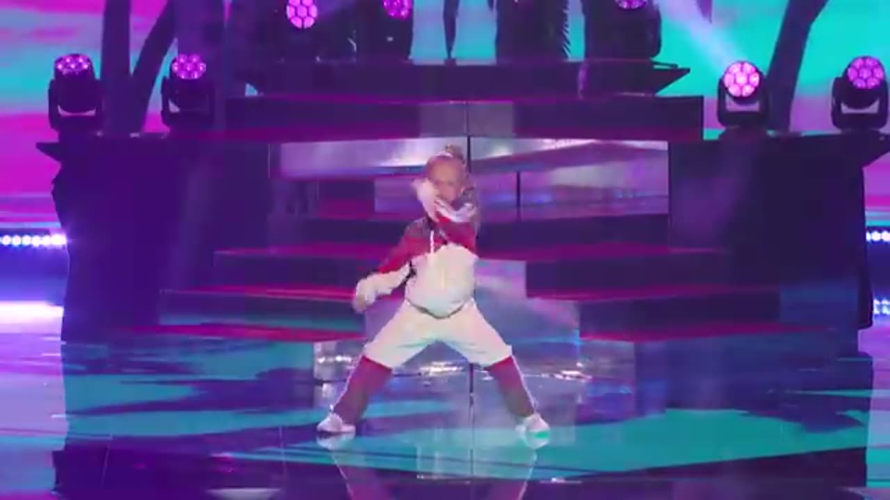 7-Year-old Eseniia Mikheeva Brings an ELECTRIFYING Dance Performance! | Qualifiers | AGT 2023