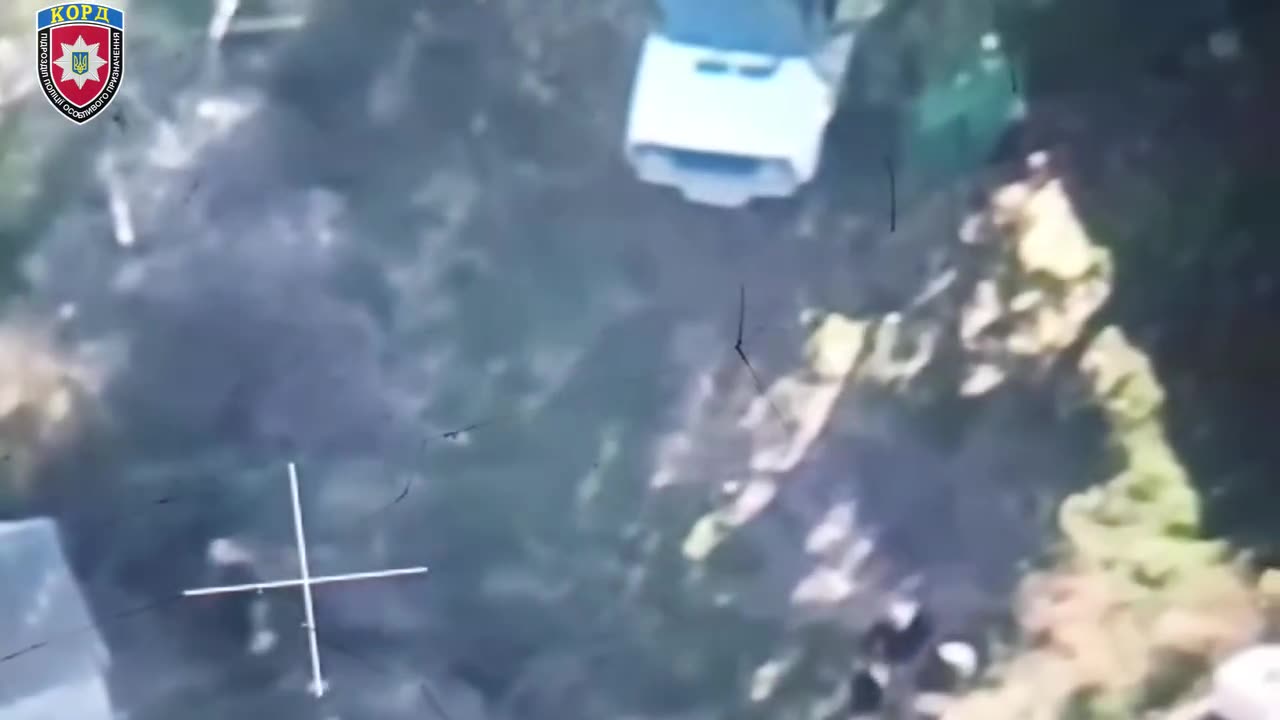 Drone Strike on a Russian Can on the East Bank of Dnipro