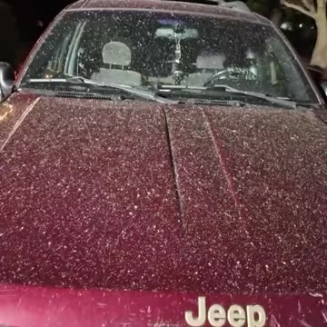 UNKNOWN WHITE DUST☢️PARTICLES KEEP FALLING FROM THE SKY🌬️🌨️⚠️💫