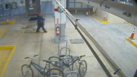 3134RHOBG2GarageEntrance_2021-01-06_19h20min03s410ms.mp4