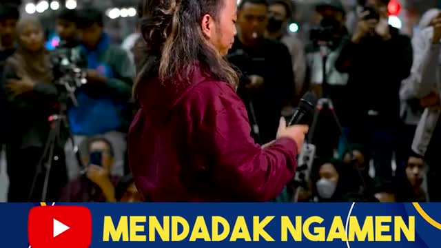 ZINIDIN ZIDAN DI MENDADAK NGAMEN ( HINGGA TUA BERSAMA- RIZKY FEBIAN)