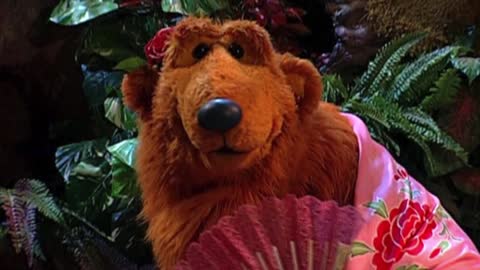 Interview w/ Puppeteer Noel MacNeal: "Being Bear"
