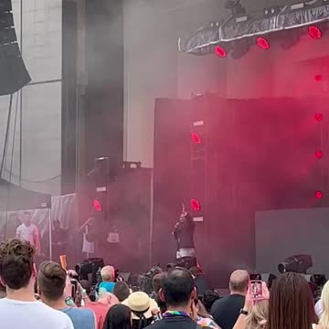 Radical Chicago Mayor Yells F*%k Clarence Thomas.