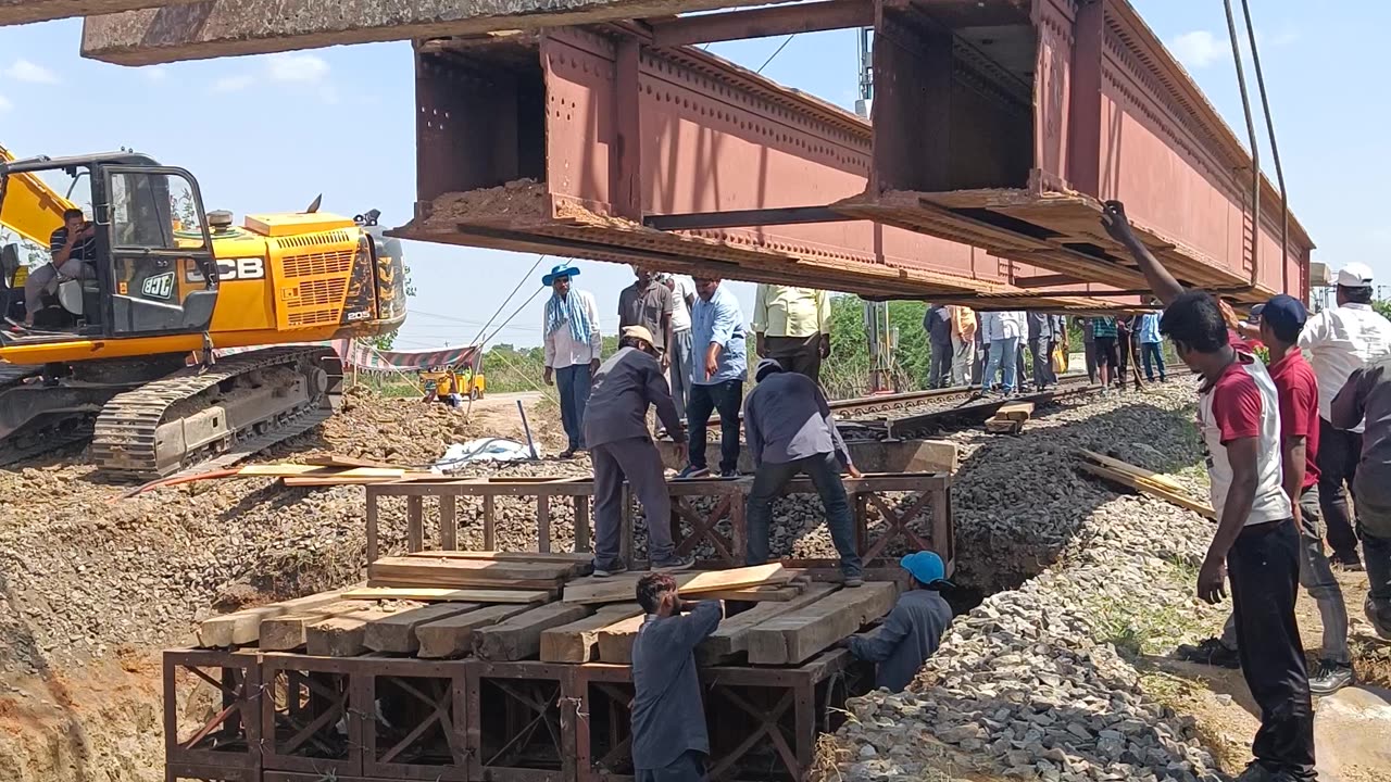 Railway track // girder instalation // indian railway #ralway #viral #trandding