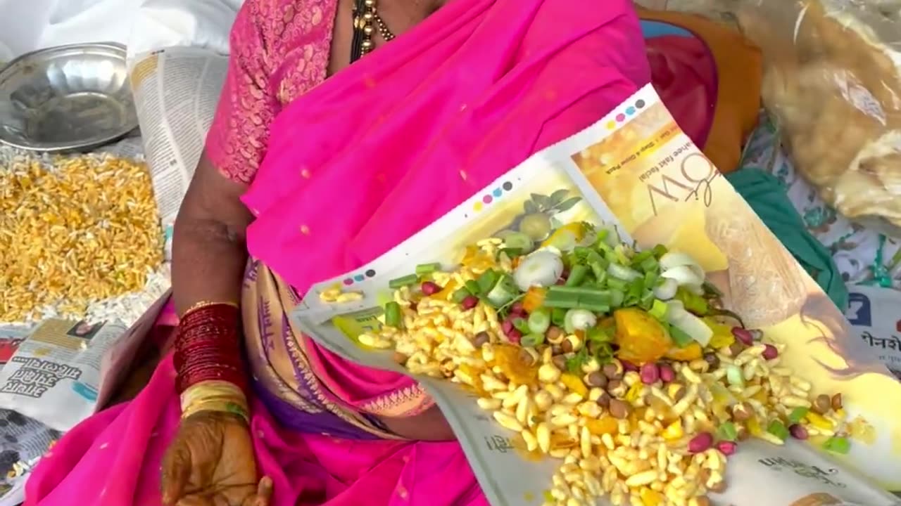 Aaji_ka_Special_Kachha_Chivda_#shorts_#ashortaday_#indianstreetfood(1080p60)