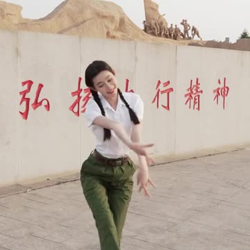 If faith has a color, it must be Chinese red. #青华#Go to Taihang to Wuxiang