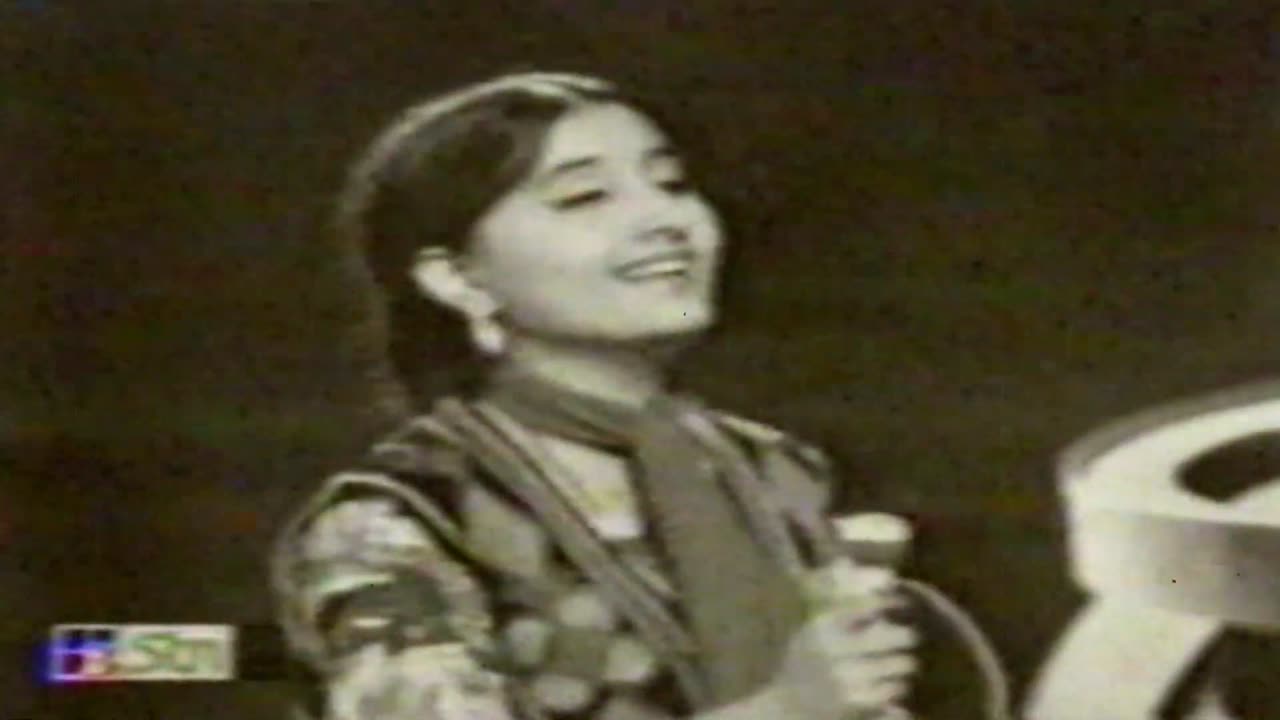 Naheed Akhtar 'Sings' Ajnabee Ajnabee - Live Performance - Pop Songs