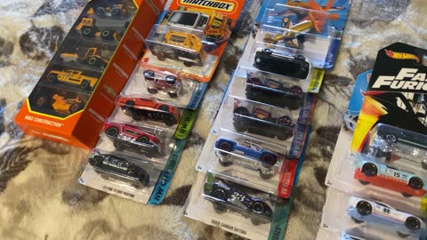 Matchbox, Hotwheels, & Hotwheels Treasure Hunt