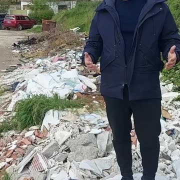 Blushi: Plehrat mbytin lagjet, por Veliaj e shpall Tiranën qytetin më të pastër në rajon