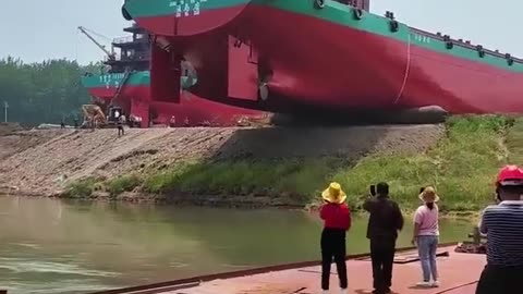 This is how a ship is launched