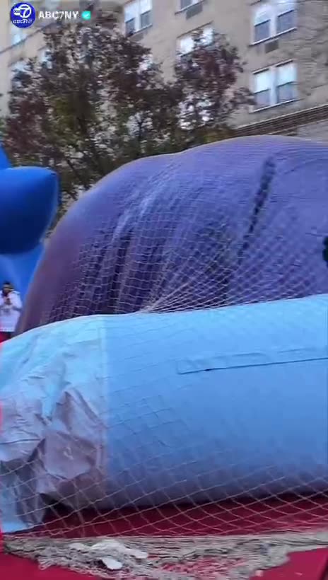 NY preparing for a parade | Let’s pray everyone stays safe (Put nothing past these people)