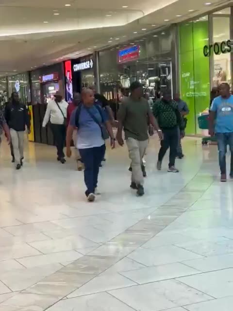 Abarhanelwa abayayanyaniswa nodushe loonoteksi eMonti babanjwe eGoli