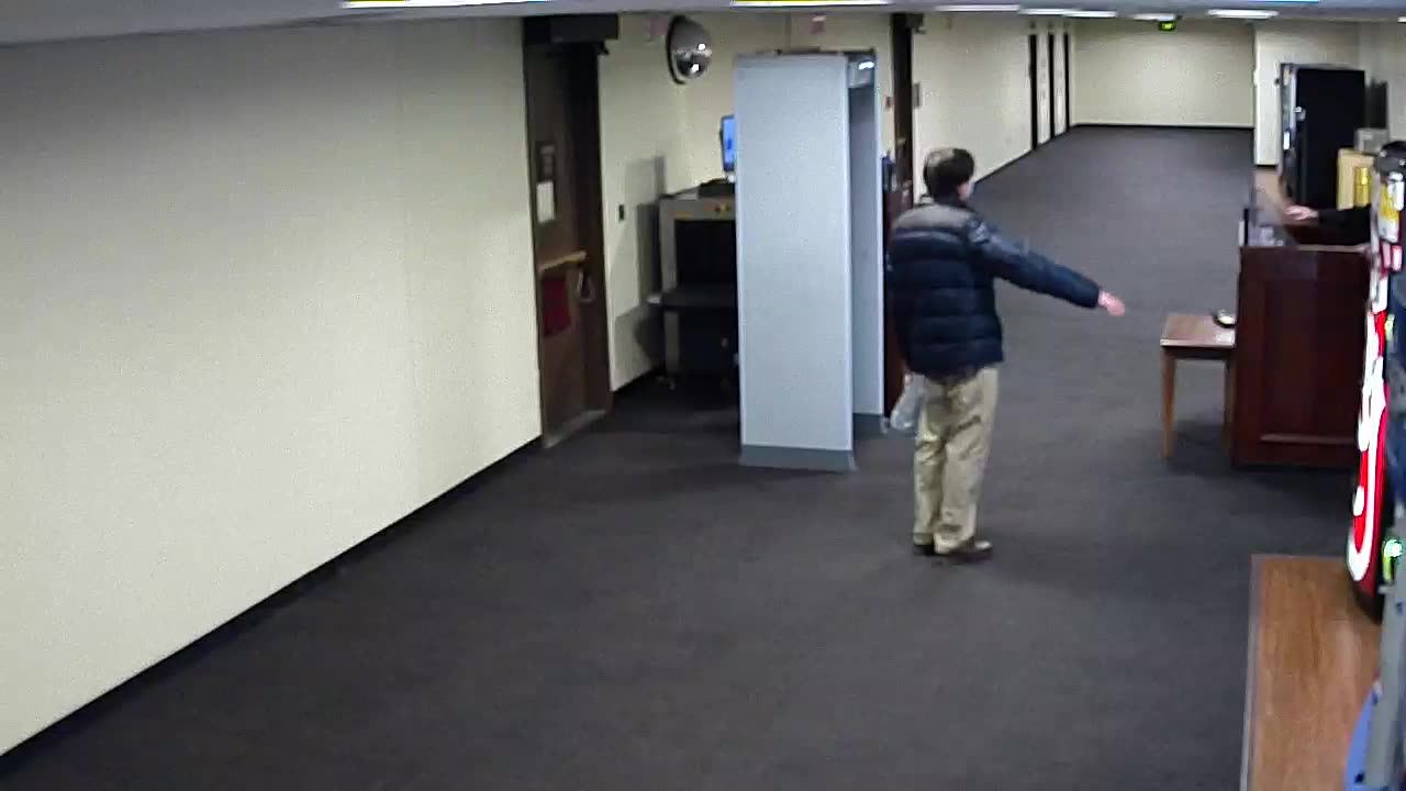1425HSOBGRSouthElevatorGround_2021-01-06_07h00min01s857ms.mp4