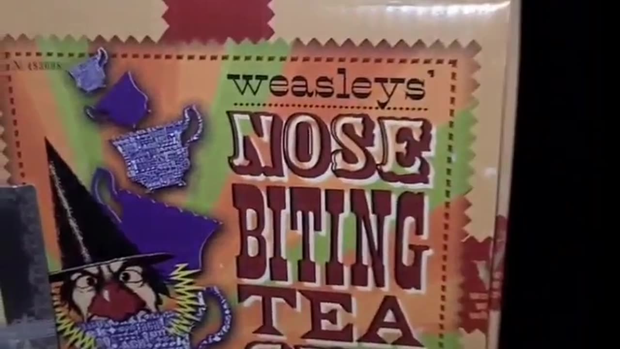 Weasleys Nose Biting Tea Cup #shorts #harrypotter #wizardingworld #universalstudios