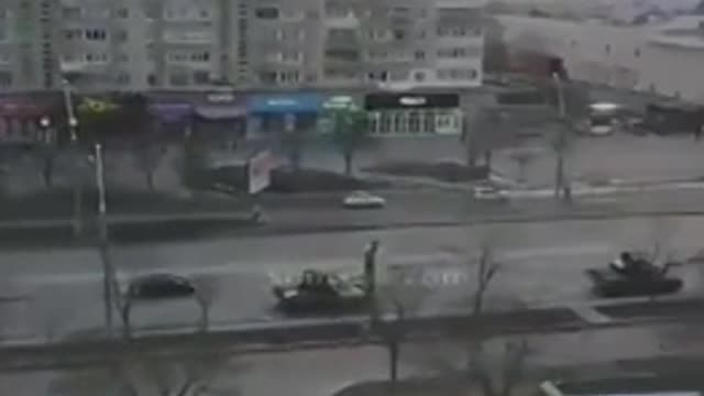 Russian Tanks In The City of Sumy.