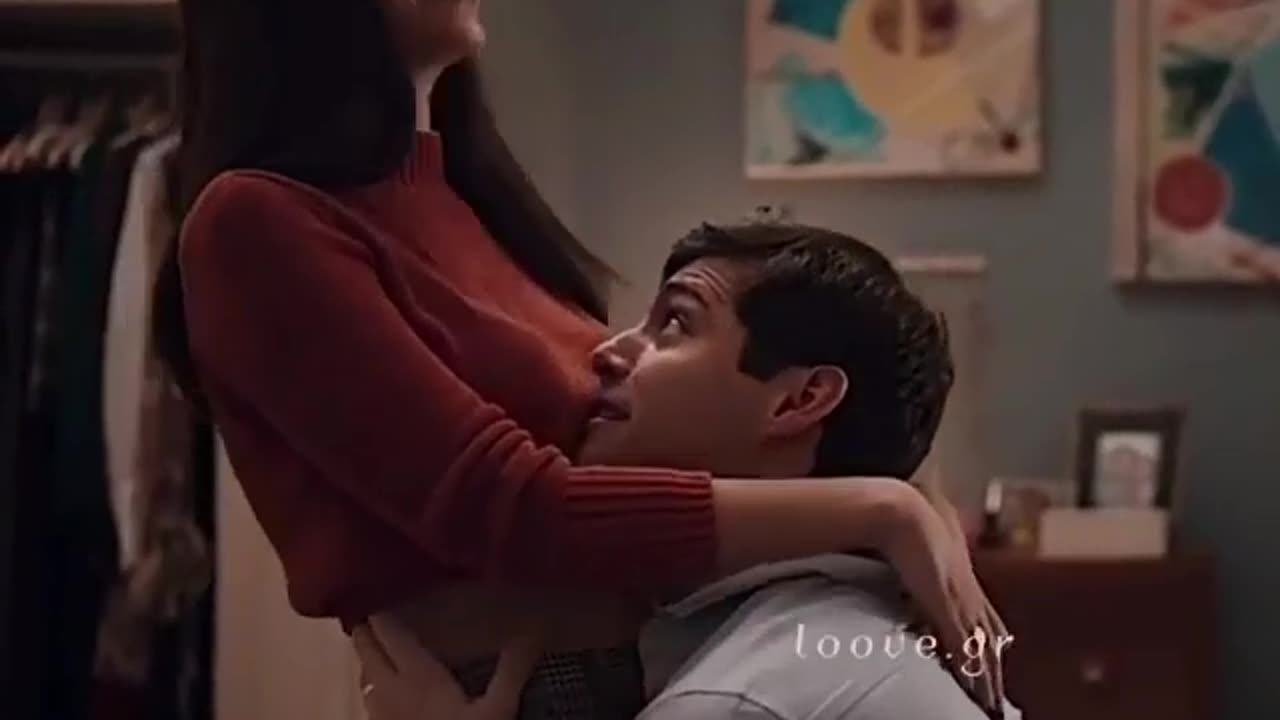 Couples loves kiss seen