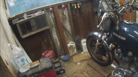 Taking the bike off the lift 2