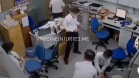 ANOTHER ONE TURNS HIS HEAD SPINS AROUND AND DIES. WHAT IS CAUSING THIS?