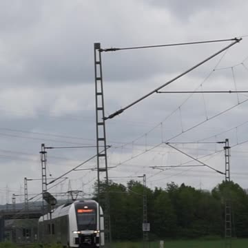 RE11 462 008 to Dusseldorf Central Station