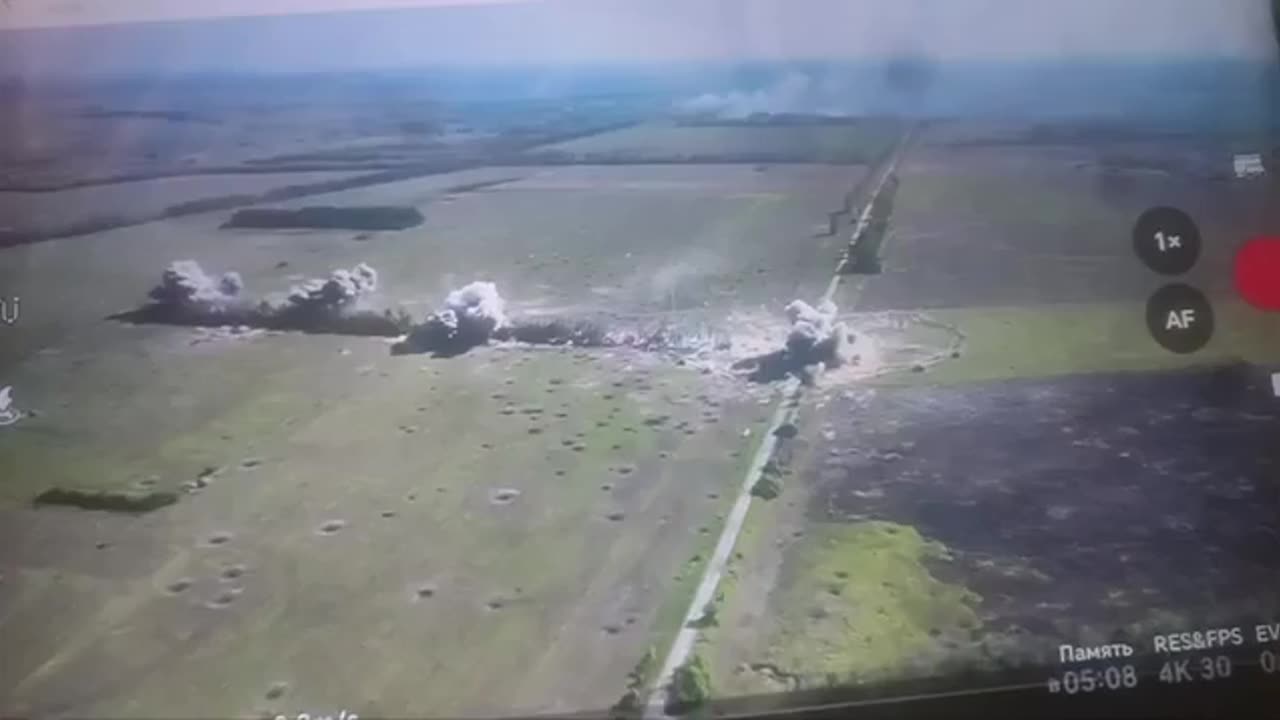 Russian FABs pound Ukrainian positions near Lipsi, Kharkov