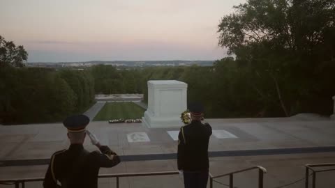 Taps at the Tomb of the Unknown Soldier_3