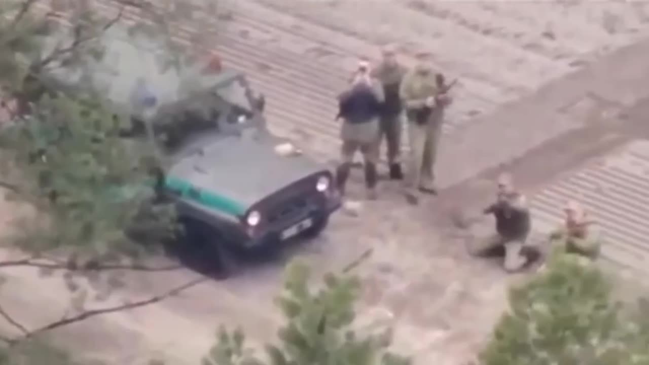 Belarusians are trying to shoot down a Ukrainian drone 🤣