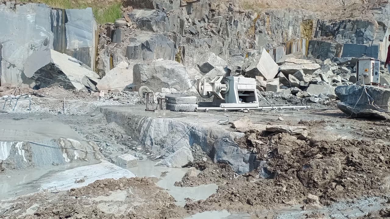 stone cutting machine