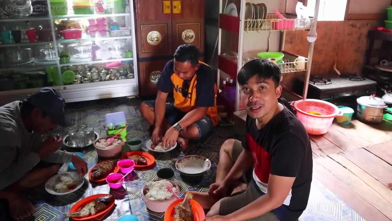 The Floating Village of the BAJAU Tribe, Aquaman Indonesia, Morowali, Central Sulawesi