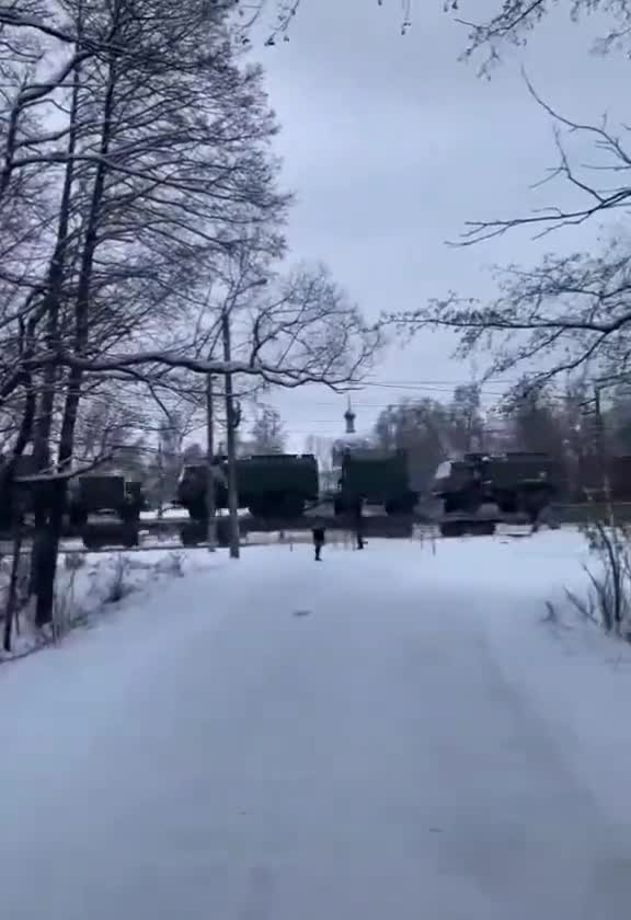 EW vehicles on train, Bryansk