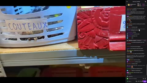 2023-05-25 (1bis.5) - Brocanterie - Twitch Decheterie (version avec chat)