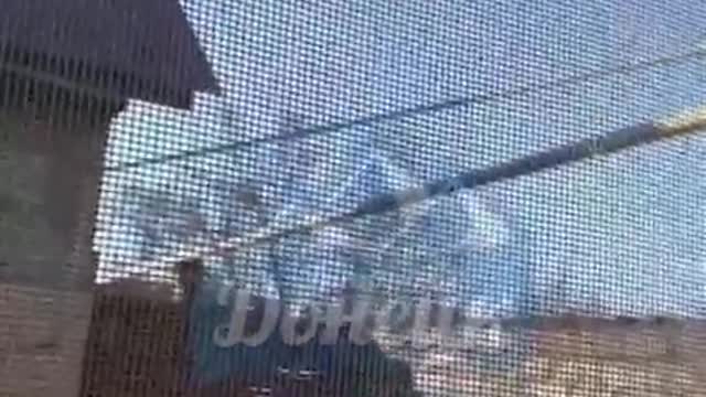 Meanwhile, videos continue to appear in the DPR where shooting and explosions are heard