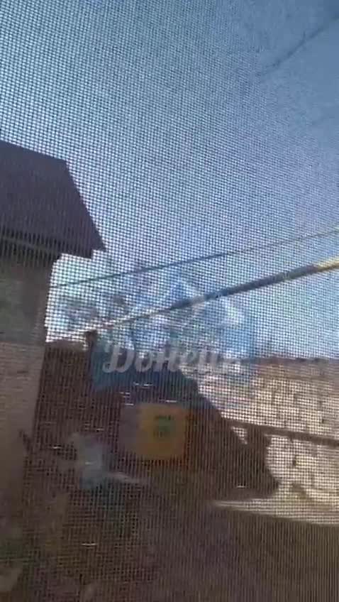 Meanwhile, videos continue to appear in the DPR where shooting and explosions are heard