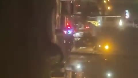Moment in which the Israeli police kill the perpetrator of the attack.