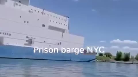 👀 Why is this huge prison barge in NYC?