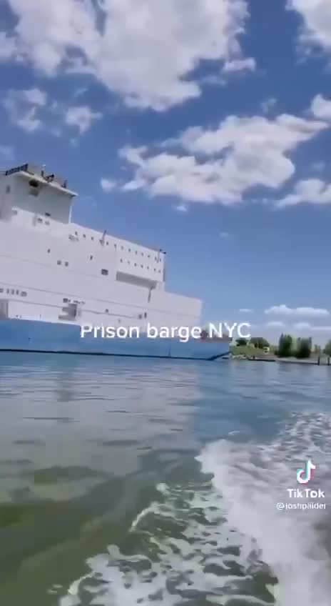 👀 Why is this huge prison barge in NYC?