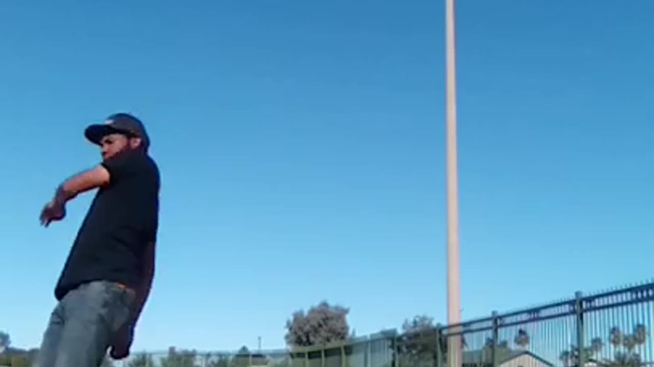 Fake Tre Flip