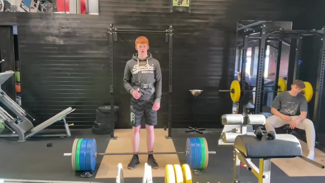 140kg deadlift