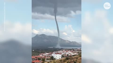 Towering waterspout twists on Turkey's coastline | USA TODAY