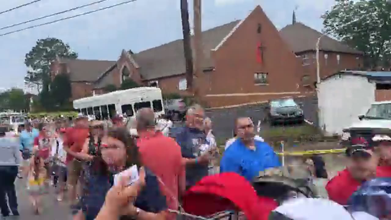 realLizUSA This is why they want to throw him in jail. Tens of thousands of MAGA warriors in Pickens