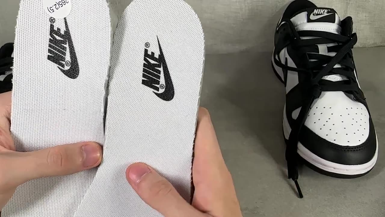 COMPARANDO UM DUNK PANDA ORIGINAL COM UMA RP