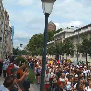 Lyon, France: No Green Pass, No Mandatory Vaccination