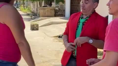 EI PASSE LÁ EM CASA