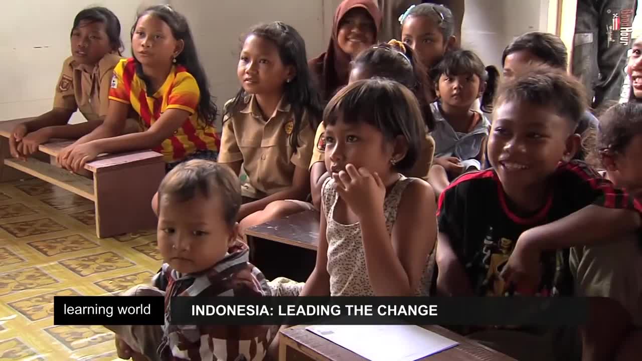 Indonesia Young Leaders Change Education (Learning World, S4E26, 13)