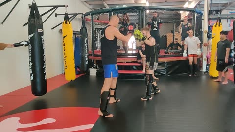 Lethal Limbs Academy - UTC Class instruction 3 kicks combo